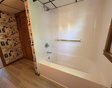 20 Lyman Street - Photo Thumbnail 11