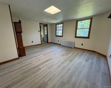 20 Lyman Street - Photo Thumbnail 6
