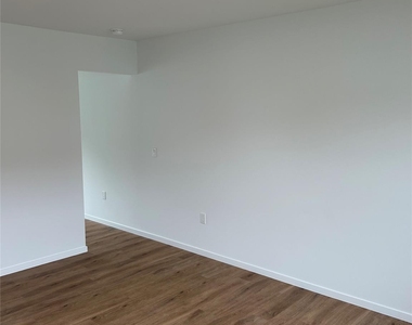 325 Montauk Highway - Photo Thumbnail 1