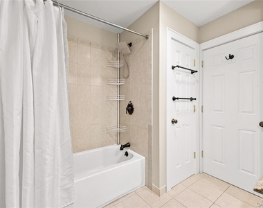 15 Pershing Avenue - Photo Thumbnail 13