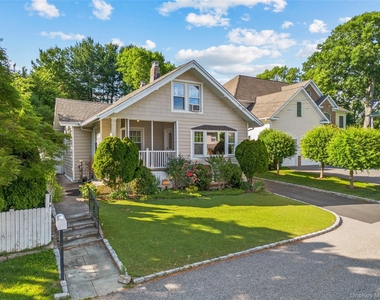 15 Pershing Avenue - Photo Thumbnail 1