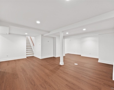 15 Pershing Avenue - Photo Thumbnail 26