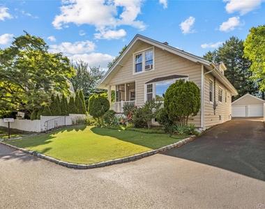 15 Pershing Avenue - Photo Thumbnail 2