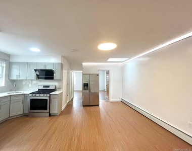 78-07 166th Street - Photo Thumbnail 2