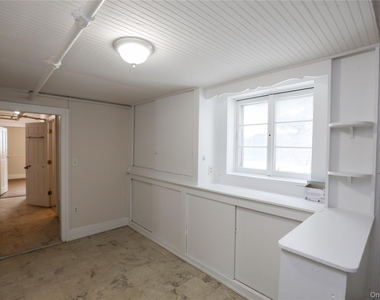 16 John Street - Photo Thumbnail 4