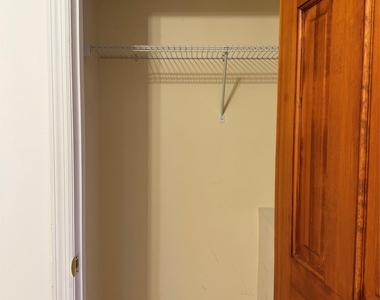 4033 191st Street - Photo Thumbnail 10