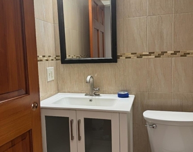 4033 191st Street - Photo Thumbnail 9