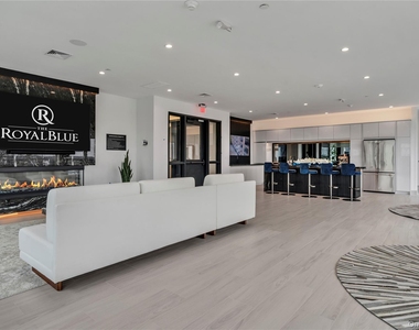 101 Searing Avenue - Photo Thumbnail 12