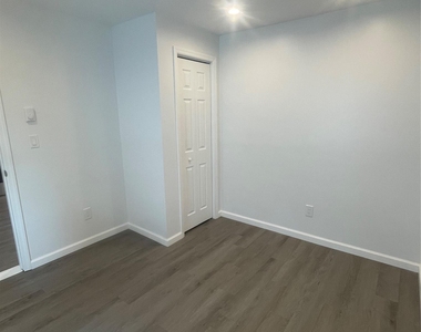 653 Jersey Avenue - Photo Thumbnail 2