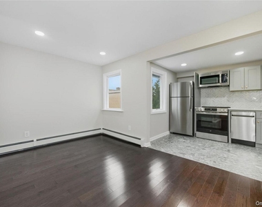 120 Maple Avenue - Photo Thumbnail 4