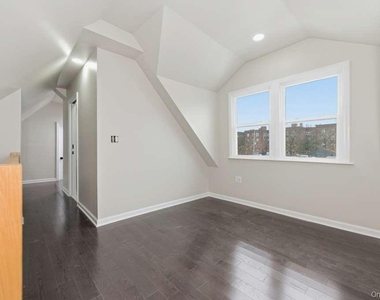 120 Maple Avenue - Photo Thumbnail 17