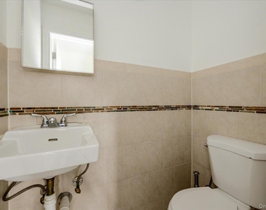 506 Cedarwood Drive - Photo Thumbnail 12