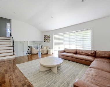 506 Cedarwood Drive - Photo Thumbnail 1
