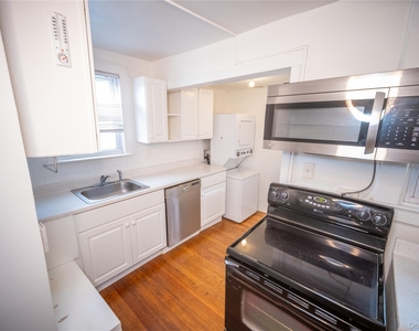 145 N Main Street - Photo Thumbnail 9