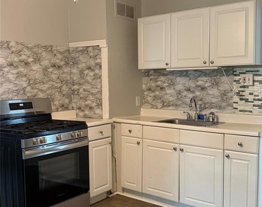11 Bonnell Place - Photo Thumbnail 8