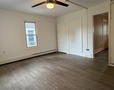 11 Bonnell Place - Photo Thumbnail 12