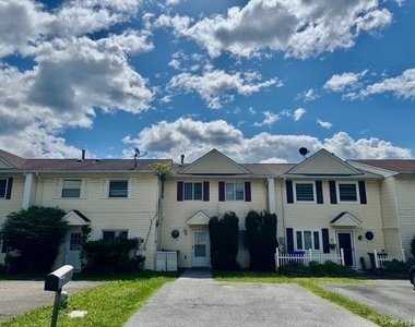 39 Cedar Court - Photo Thumbnail 1