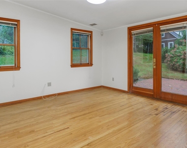 113 Buckram Road - Photo Thumbnail 5
