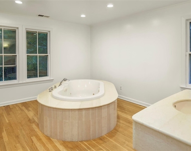 113 Buckram Road - Photo Thumbnail 15