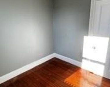 269 Spring Street - Photo Thumbnail 6