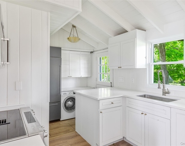 335 Centre Island Road - Photo Thumbnail 8