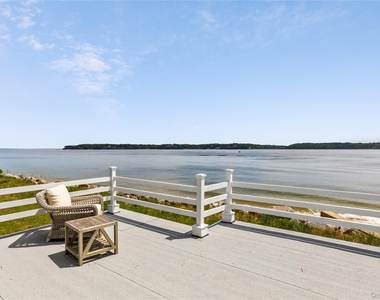 335 Centre Island Road - Photo Thumbnail 3