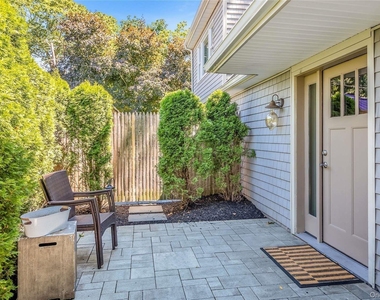 29 Aspen Road - Photo Thumbnail 1