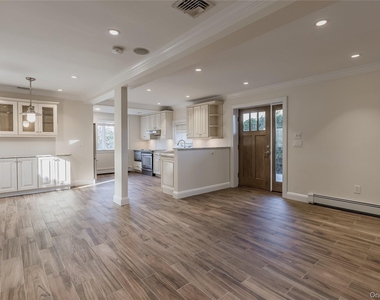 29 Aspen Road - Photo Thumbnail 3