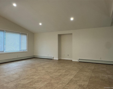 26 Fox Lane - Photo Thumbnail 1