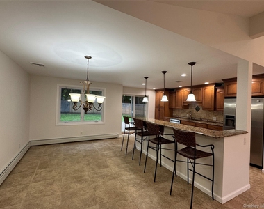 26 Fox Lane - Photo Thumbnail 6
