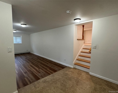 26 Fox Lane - Photo Thumbnail 10