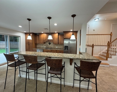 26 Fox Lane - Photo Thumbnail 7