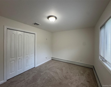 26 Fox Lane - Photo Thumbnail 15