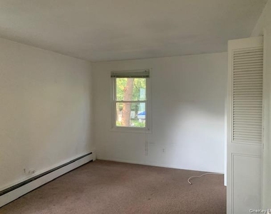 17 Skylark Lane - Photo Thumbnail 13