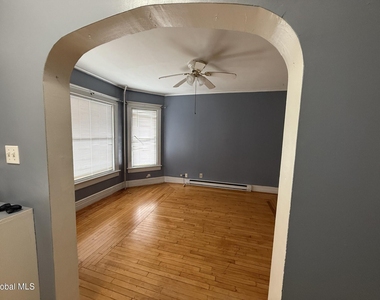 45 Lincoln Avenue - Photo Thumbnail 9