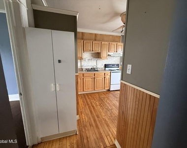 45 Lincoln Avenue - Photo Thumbnail 5