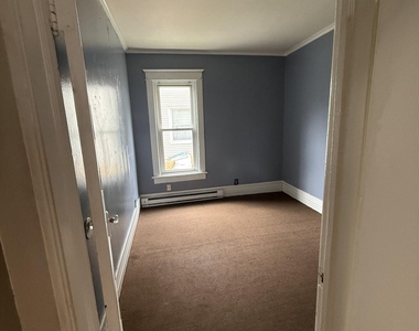 45 Lincoln Avenue - Photo Thumbnail 13