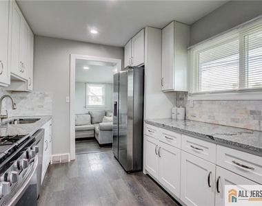 509 New Durham Road - Photo Thumbnail 8