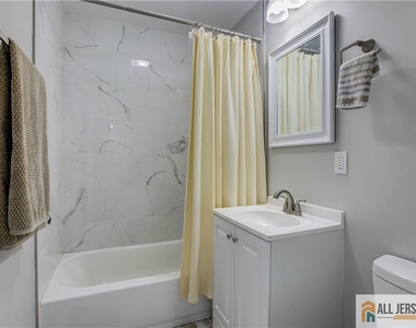 509 New Durham Road - Photo Thumbnail 16