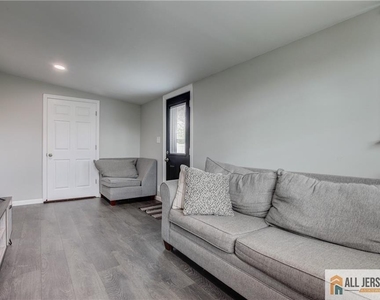 509 New Durham Road - Photo Thumbnail 9