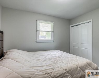 509 New Durham Road - Photo Thumbnail 13