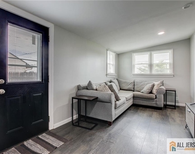 509 New Durham Road - Photo Thumbnail 10