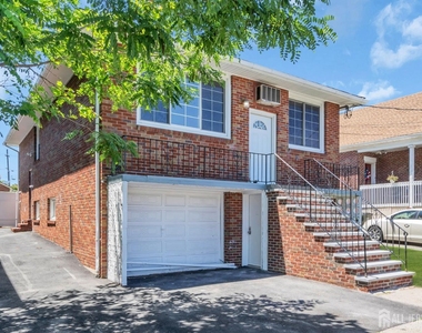287 E Smith Street E - Photo Thumbnail 1