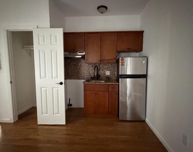 118 Bayard Street - Photo Thumbnail 2
