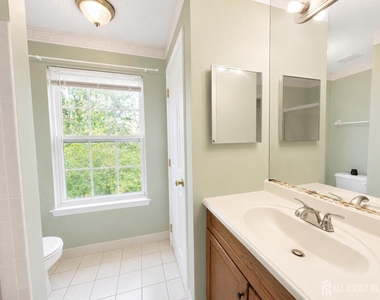 263 Prestwick Way - Photo Thumbnail 13