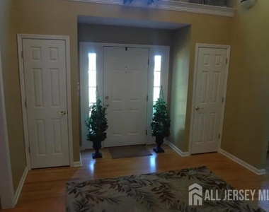246 Fresh Ponds Road - Photo Thumbnail 21