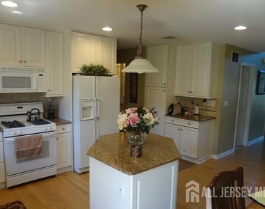 246 Fresh Ponds Road - Photo Thumbnail 16