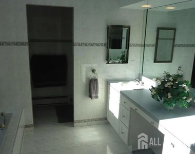 246 Fresh Ponds Road - Photo Thumbnail 25