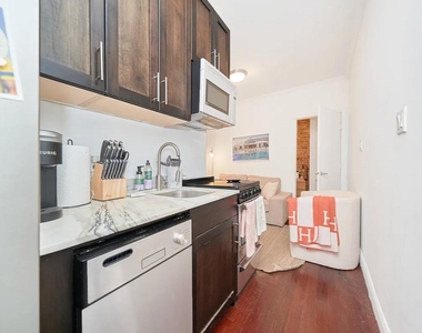 211 Ave A - Photo Thumbnail 3
