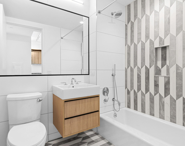 171 N 1st Street - Photo Thumbnail 5